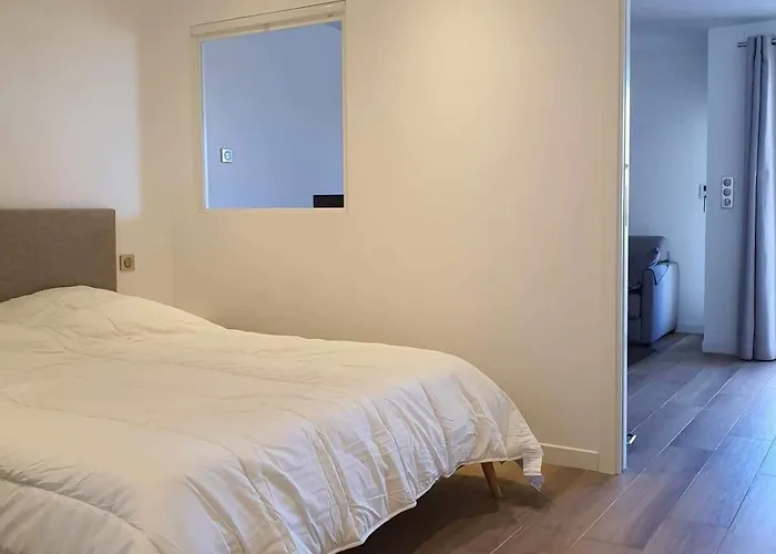 Charment A Golfe Juan *